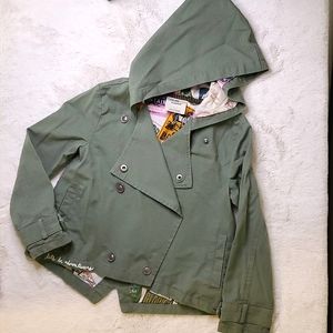 OshKosh 5T hooded olive green jacket